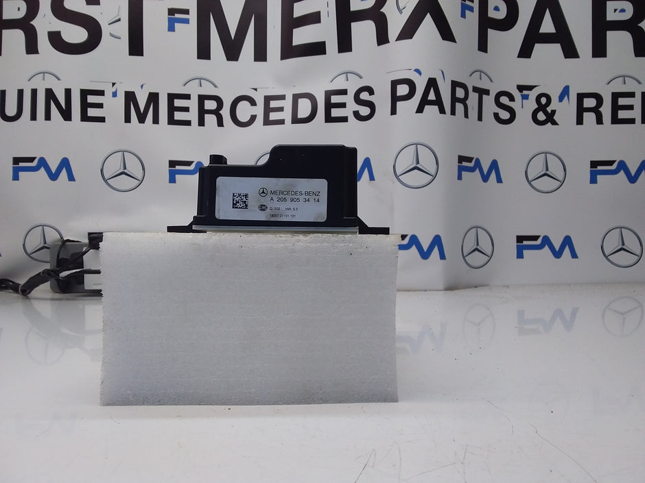 MERCEDES C-CLASS VOLTAGE CONVERTER AUXILIARY BATTERY W205 A2059053413 FM00126