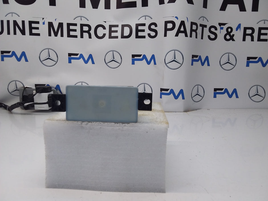 MERCEDES C-CLASS VOLTAGE CONVERTER AUXILIARY BATTERY W205 A2059053413 FM00127