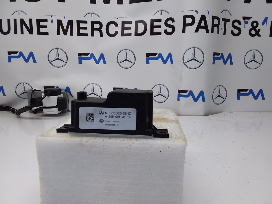 MERCEDES C-CLASS VOLTAGE CONVERTER AUXILIARY BATTERY W205 A2059053413 FM00128