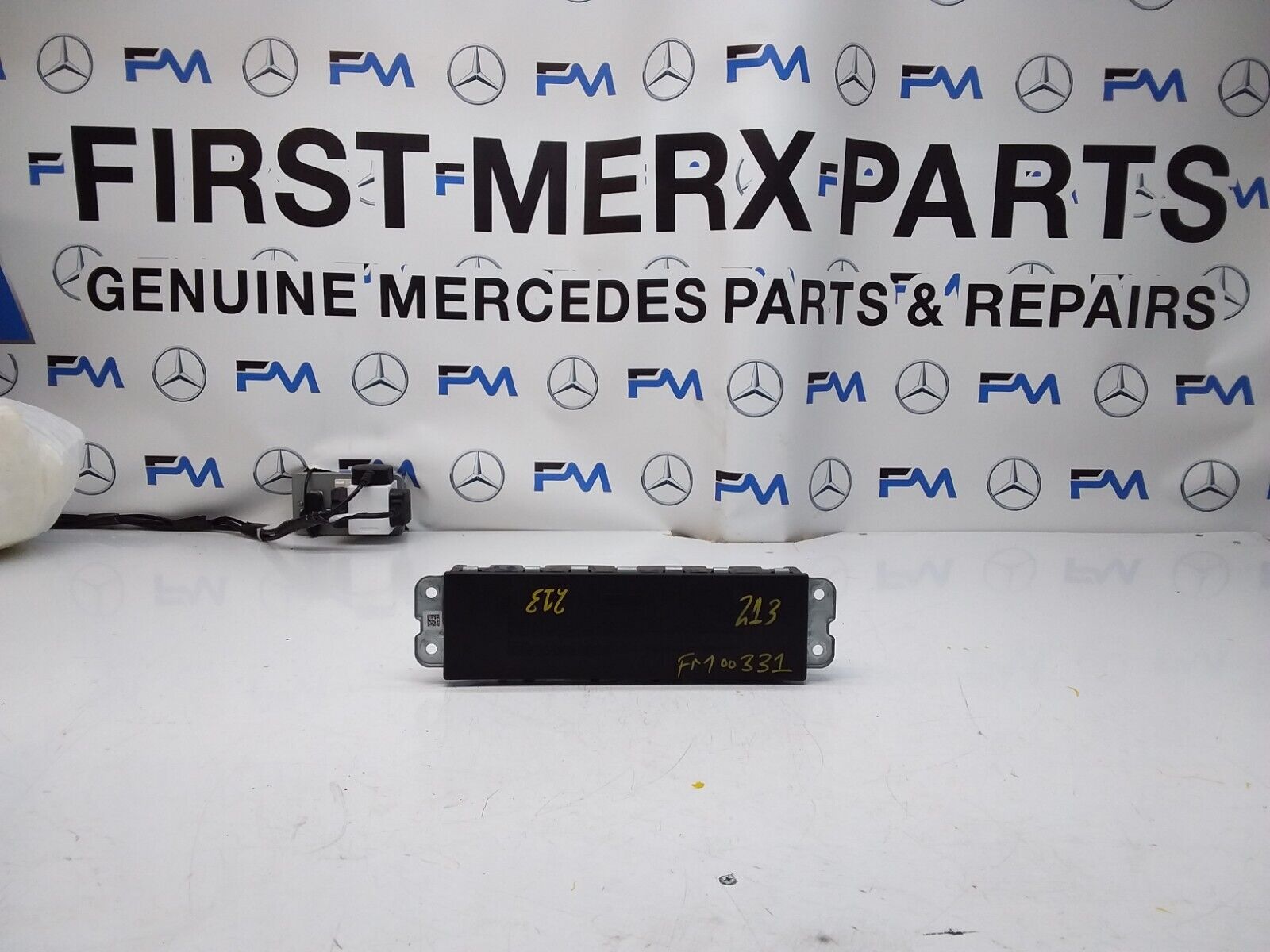 2017 MERCEDES BENZ A-CLASS W213 DRIVER SIDE KNEE AIRBAG A2138600302 FM00331