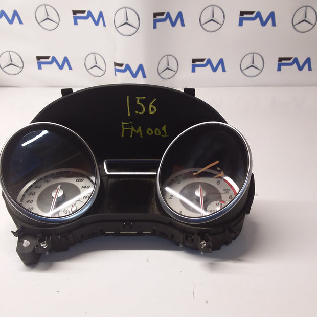 MERCEDES GLA 2014-2018 W156 A1569009902 FM001 SPEEDOMETER INSTRUMENT CLUSTER 2015