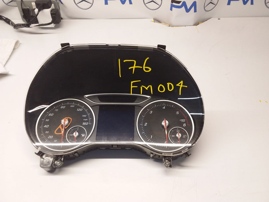 Mercedes A-CLASS Speedometer W176 A1769007903 FM004 2015