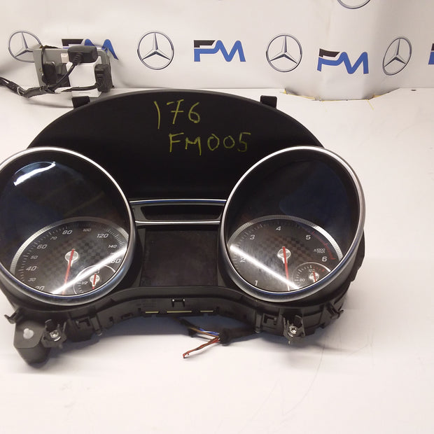 Mercedes A-CLASS Speedometer INSTRUMENT CLUSTER W176 A1769000205 FM005 2018