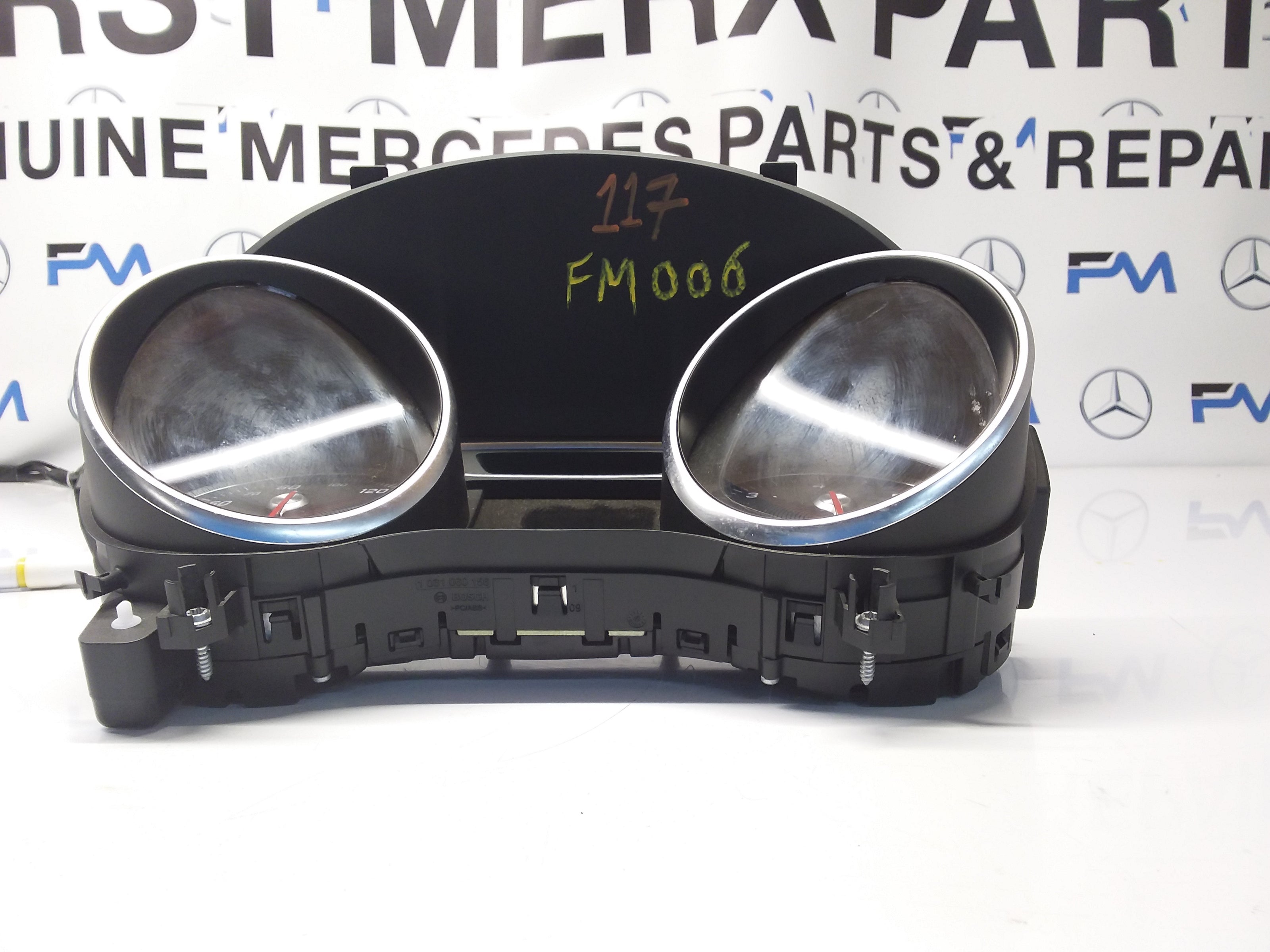 Mercedes CLA Speedometer INSTRUMENT CLUSTER W117 A1179002702 FM006 2017