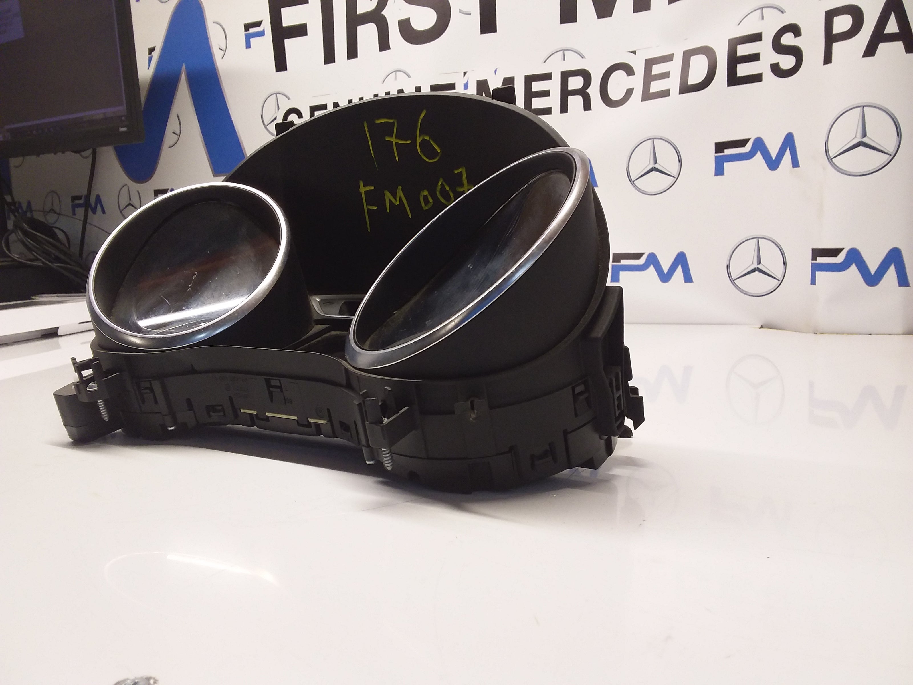 Mercedes A-CLASS Speedometer INSTRUMENT CLUSTER W176 A1769009804 FM007 2017
