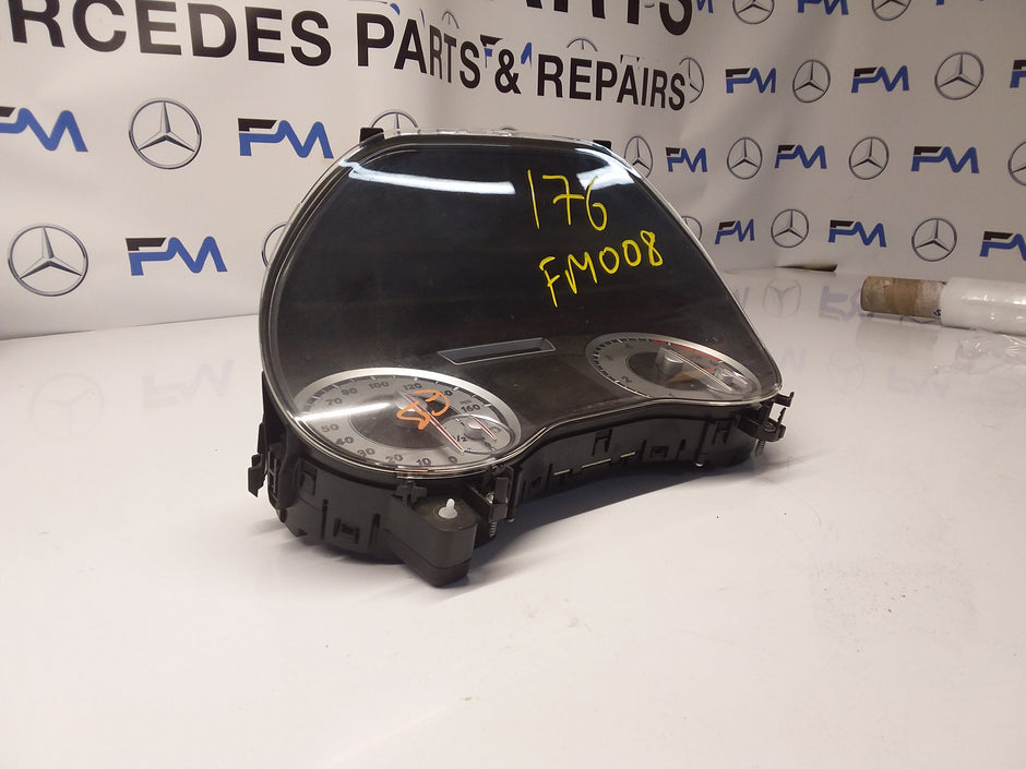 Mercedes A-CLASS Speedometer INSTRUMENT CLUSTER W176 A1769009401 FM008 2013