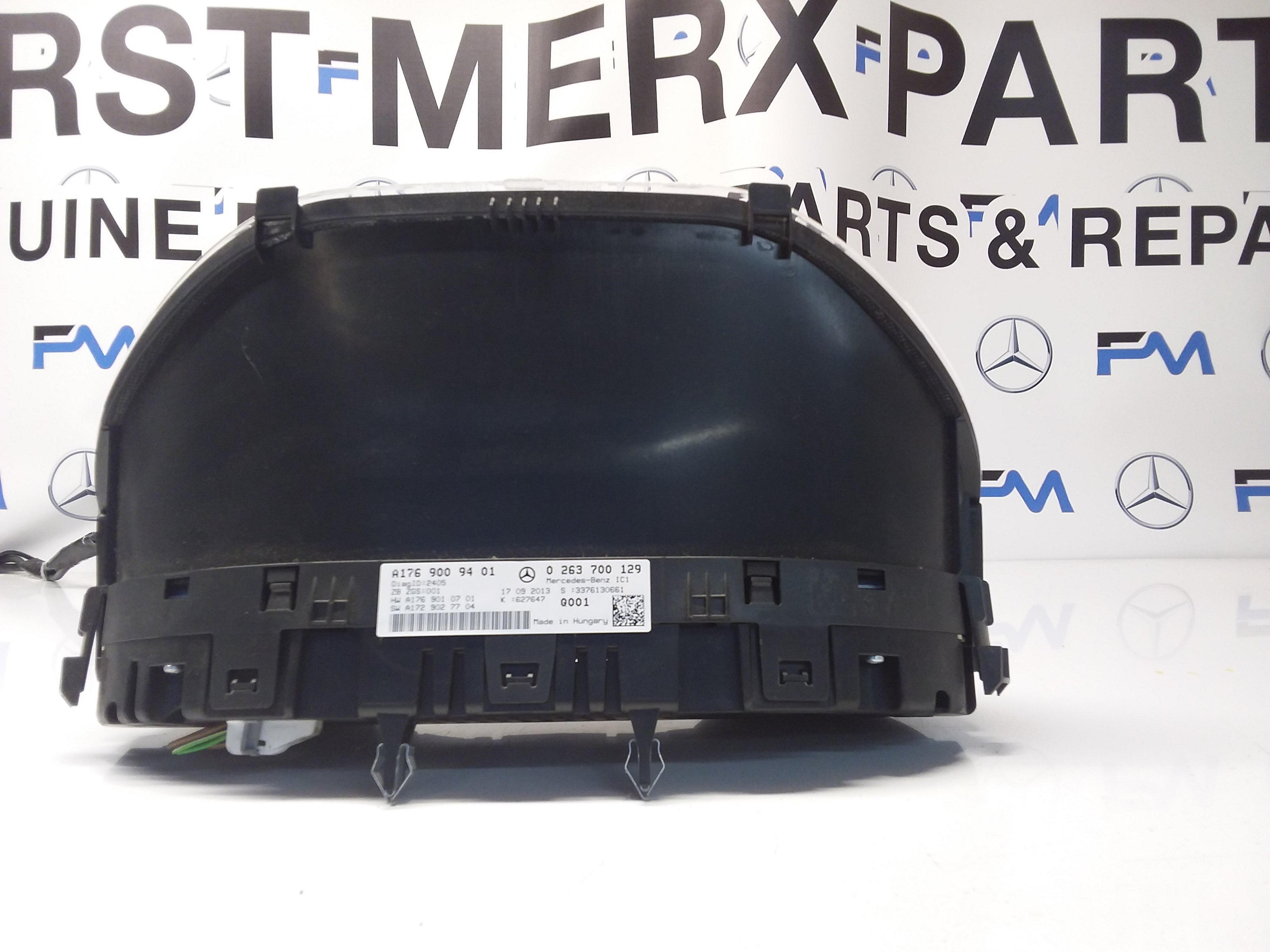 Mercedes A-CLASS Speedometer INSTRUMENT CLUSTER W176 A1769009401 FM008 2013