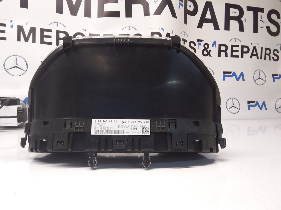 Mercedes A-CLASS Speedometer INSTRUMENT CLUSTER W176 A1769000201 FM009 2013