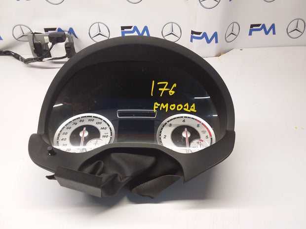 Mercedes A-CLASS Speedometer INSTRUMENT CLUSTER W176 A1769003403 FM0011 2015