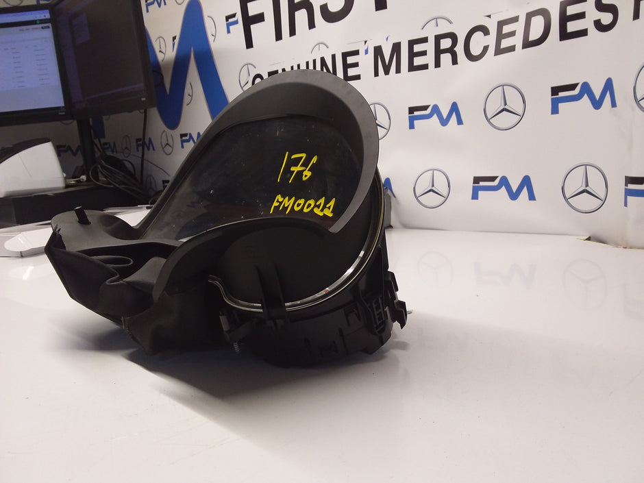 Mercedes A-CLASS Speedometer INSTRUMENT CLUSTER W176 A1769003403 FM0011 2015