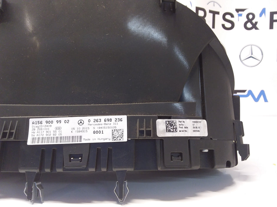 Mercedes GLA Speedometer INSTRUMENT CLUSTER W156 A1569009902 FM0012 2015