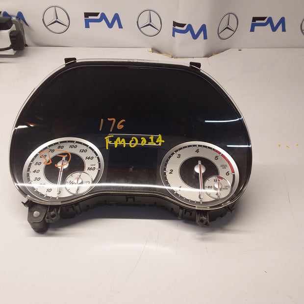 MERCEDES A-CLASS SPEEDOMETER W176 A1769003403 FM0014 2015