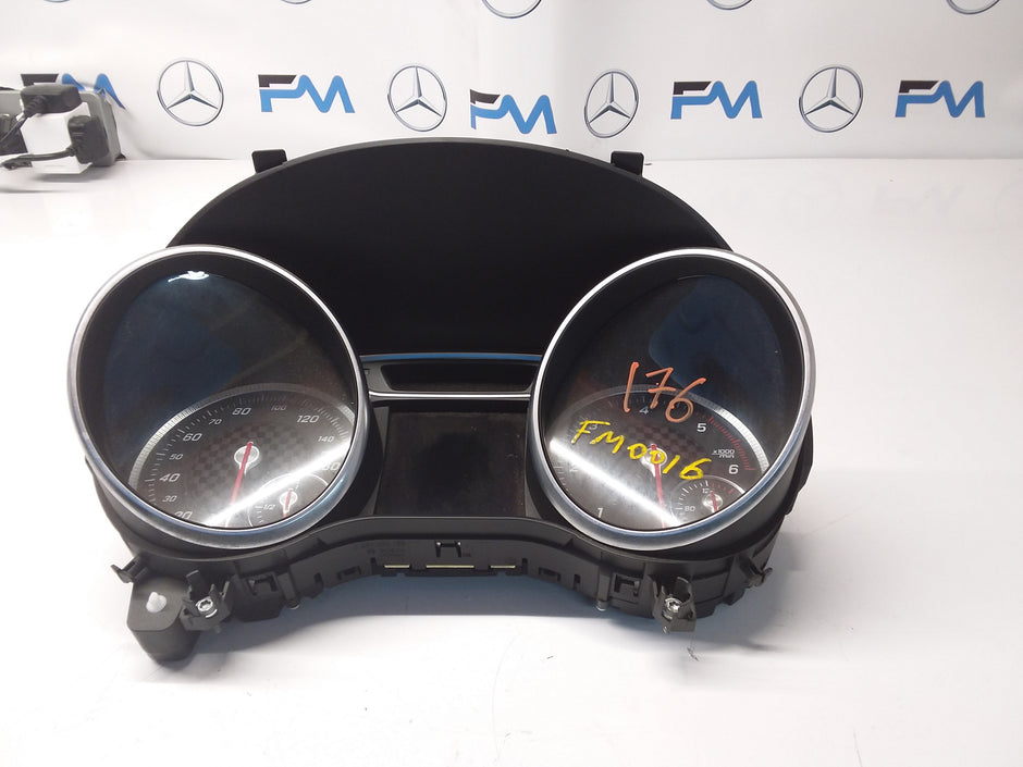 MERCEDES A-CLASS SPEEDOMETER W176 A1769008403 FM0016 2016