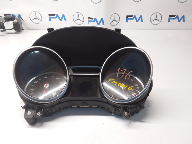 MERCEDES A-CLASS SPEEDOMETER W176 A1769008403 FM0016 2016