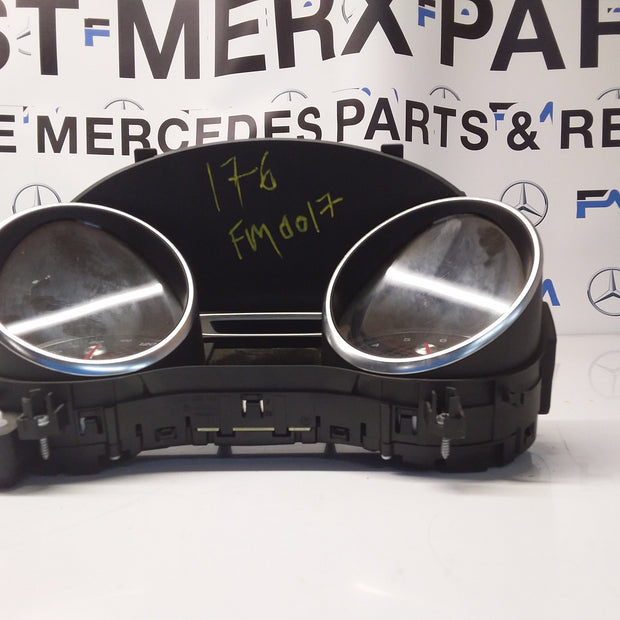 MERCEDES A-CLASS SPEEDOMETER W176 A1769009804 FM0017 2017
