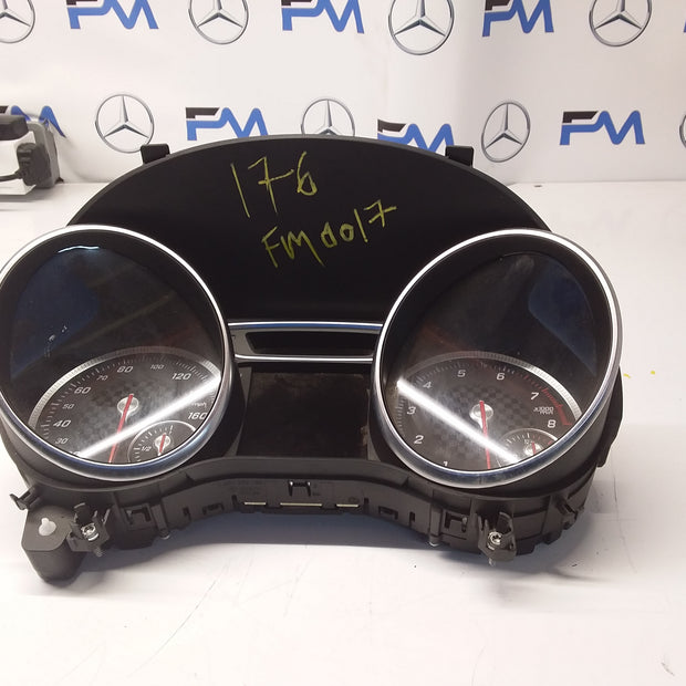 MERCEDES A-CLASS SPEEDOMETER W176 A1769009804 FM0017 2017