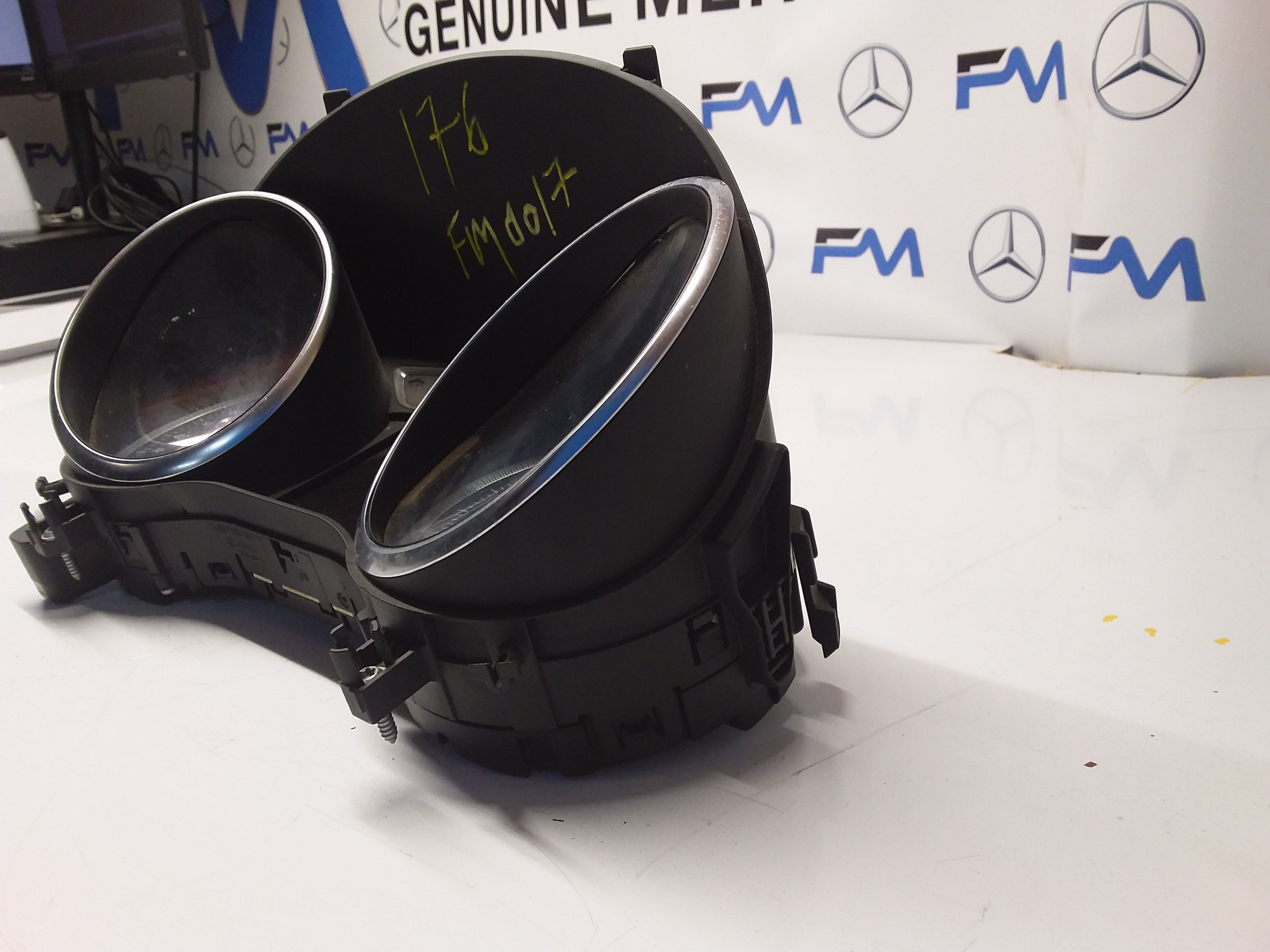 MERCEDES A-CLASS SPEEDOMETER W176 A1769009804 FM0017 2017