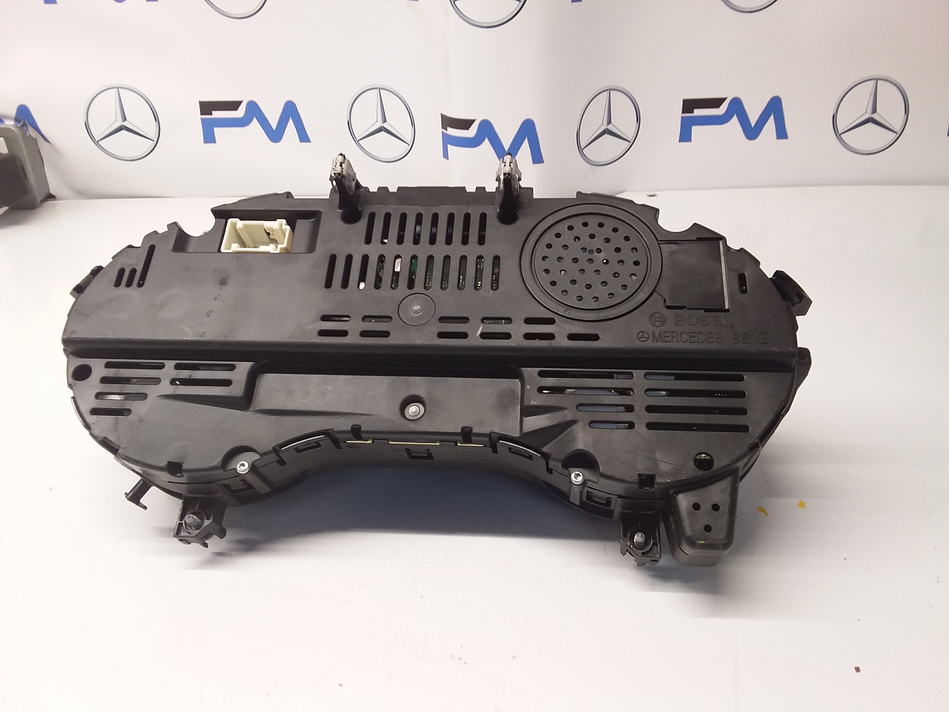 MERCEDES A-CLASS SPEEDOMETER W176 A1769009804 FM0017 2017