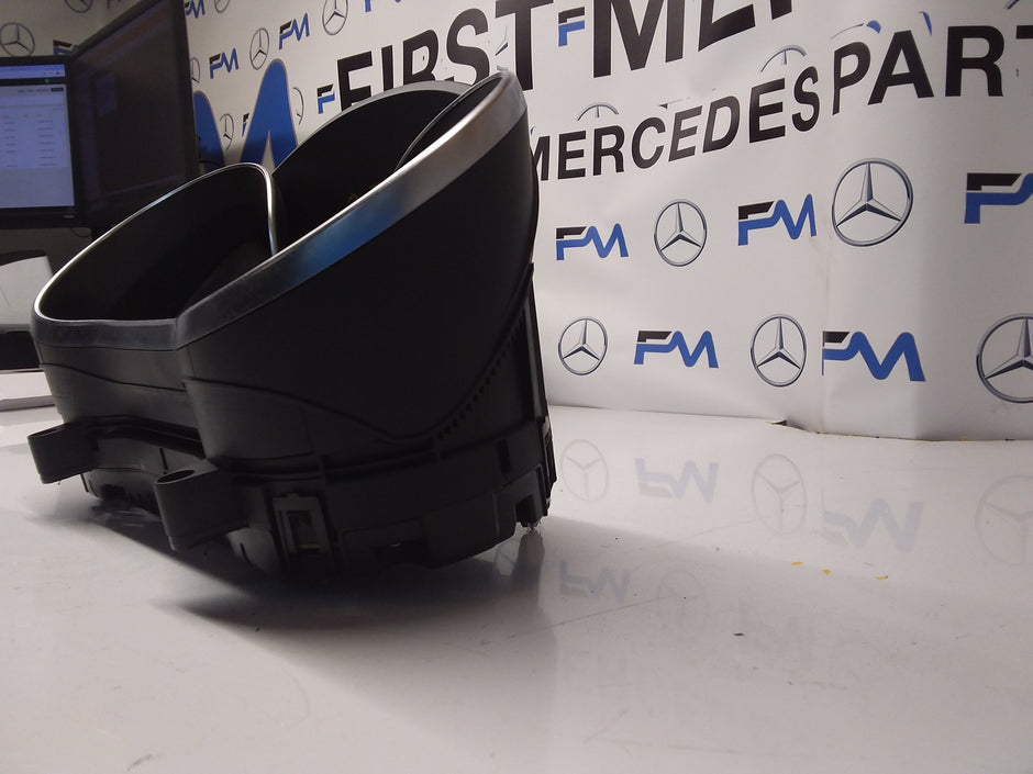 MERCEDES BENZ GLE SPEEDOMETER INSTRUMENT CLUSTER W253 A2539004201 FM0020 2017
