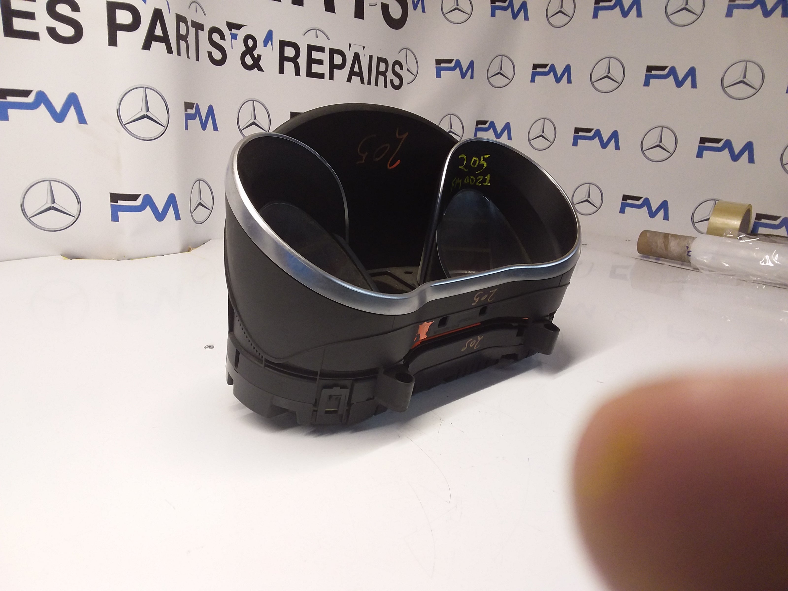 MERCEDES C-CLASS SPEEDOMETER INSTRUMENT CLUSTER W205 A2059000416 FM0021 2014