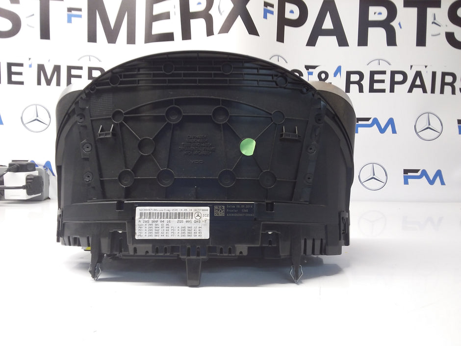 MERCEDES C-CLASS SPEEDOMETER INSTRUMENT CLUSTER W205 A2059000416 FM0021 2014