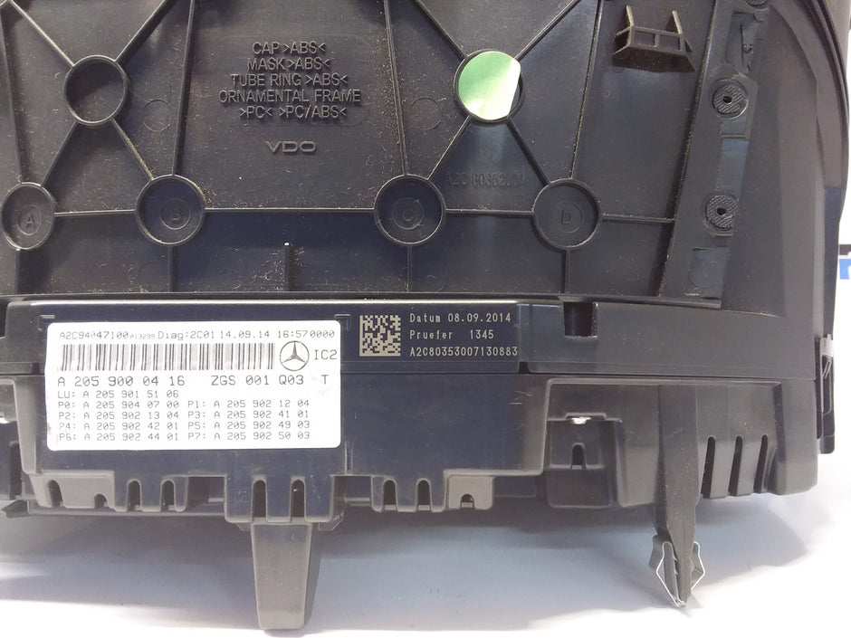 MERCEDES C-CLASS SPEEDOMETER INSTRUMENT CLUSTER W205 A2059000416 FM0021 2014