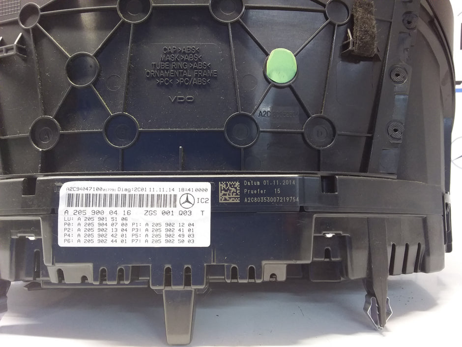 MERCEDES C-CLASS SPEEDOMETER INSTRUMENT CLUSTER W205 A2059000416 FM0022 2014