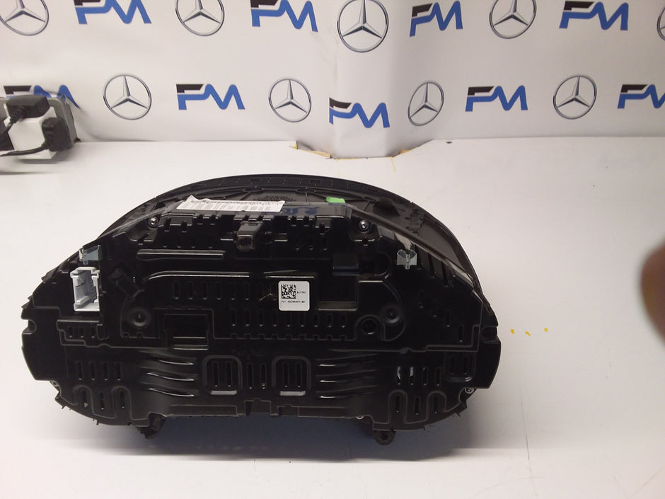 MERCEDES C-CLASS SPEEDOMETER INSTRUMENT CLUSTER W205 A2059000416 FM0022 2014