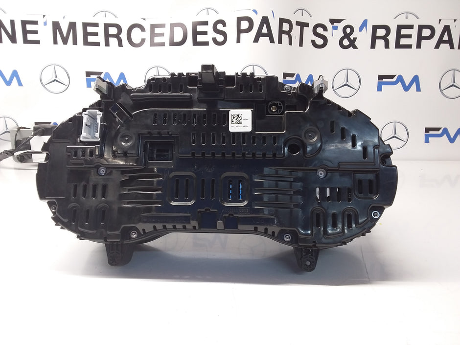 MERCEDES C-CLASS SPEEDOMETER INSTRUMENT CLUSTER W205 A2059000635 FM0027 2018