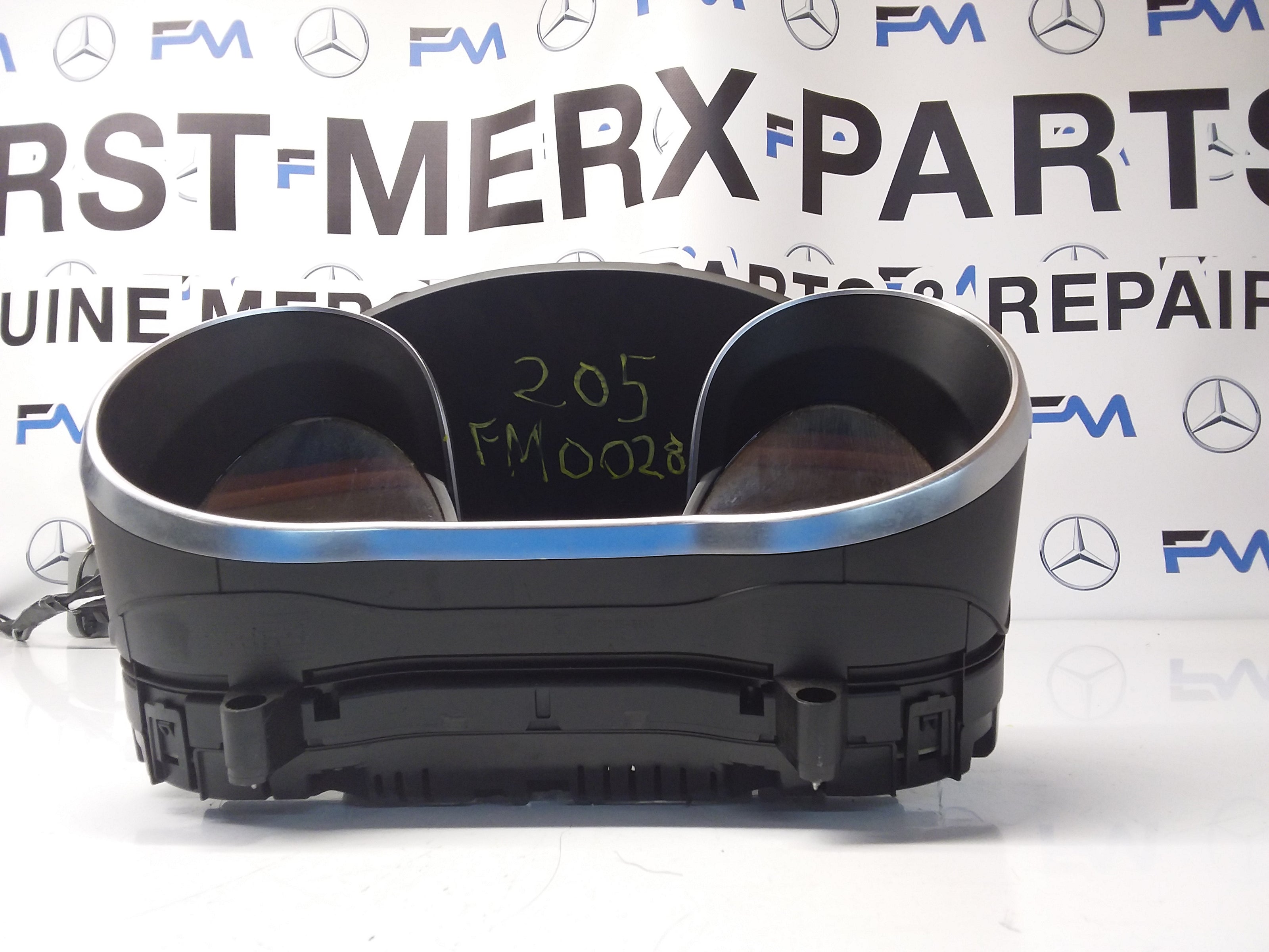 MERCEDES C-CLASS SPEEDOMETER INSTRUMENT CLUSTER W205 A2059007133 FM0028 2017