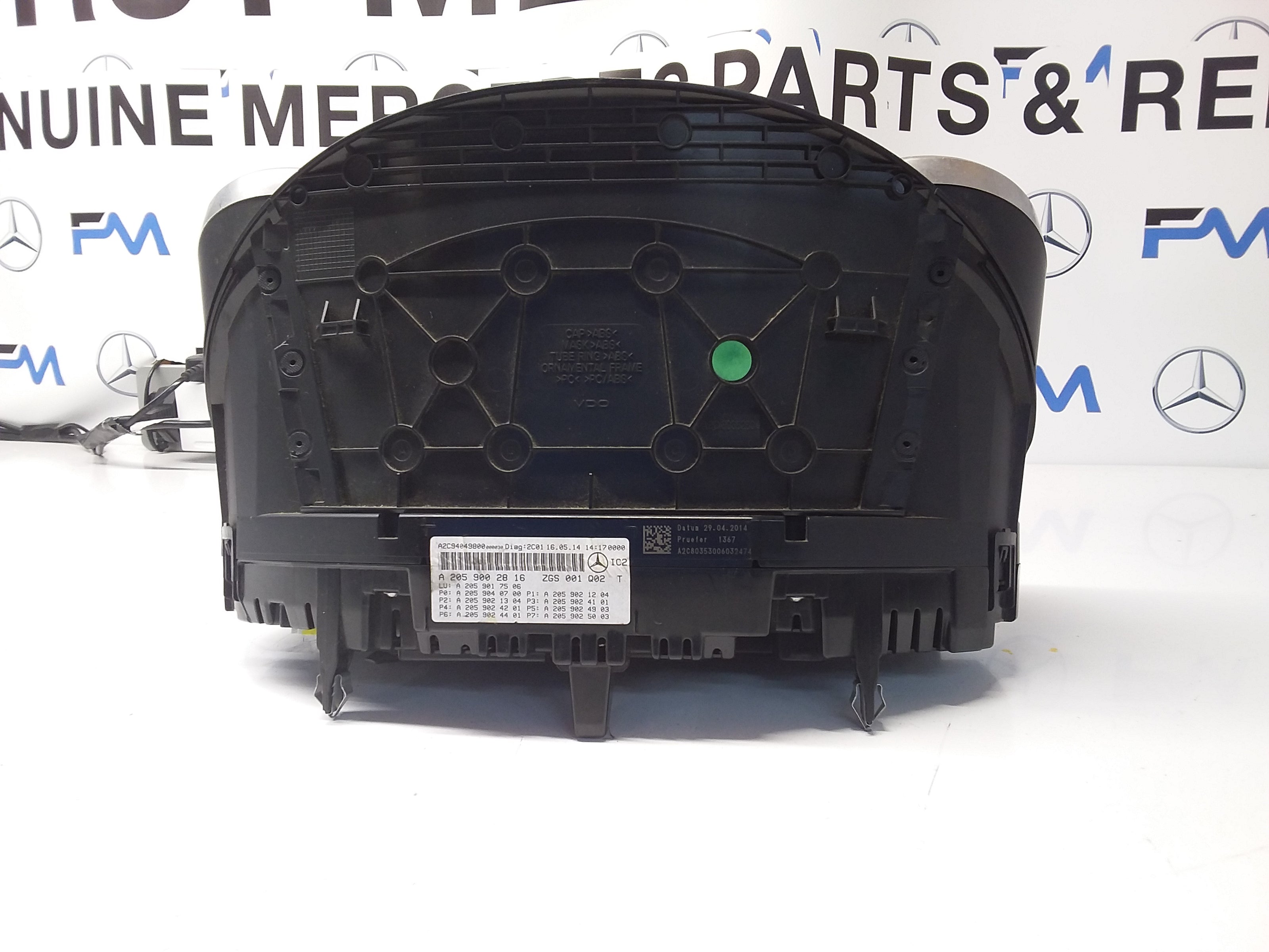 MERCEDES C-CLASS SPEEDOMETER INSTRUMENT CLUSTER W205 A2059002816 FM0035 2014