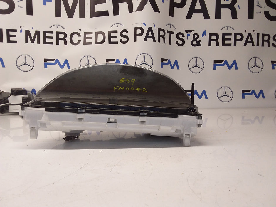 MITSUBISHI OUTLANDER MK3 PHEV SPEEDOMETER INSTRUMENT CLUSTER 8100C659 FM0042 2018-2022