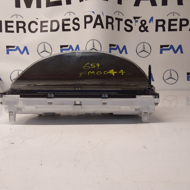 MITSUBISHI OUTLANDER MK3 PHEV SPEEDOMETER INSTRUMENT CLUSTER 8100C659 FM0044