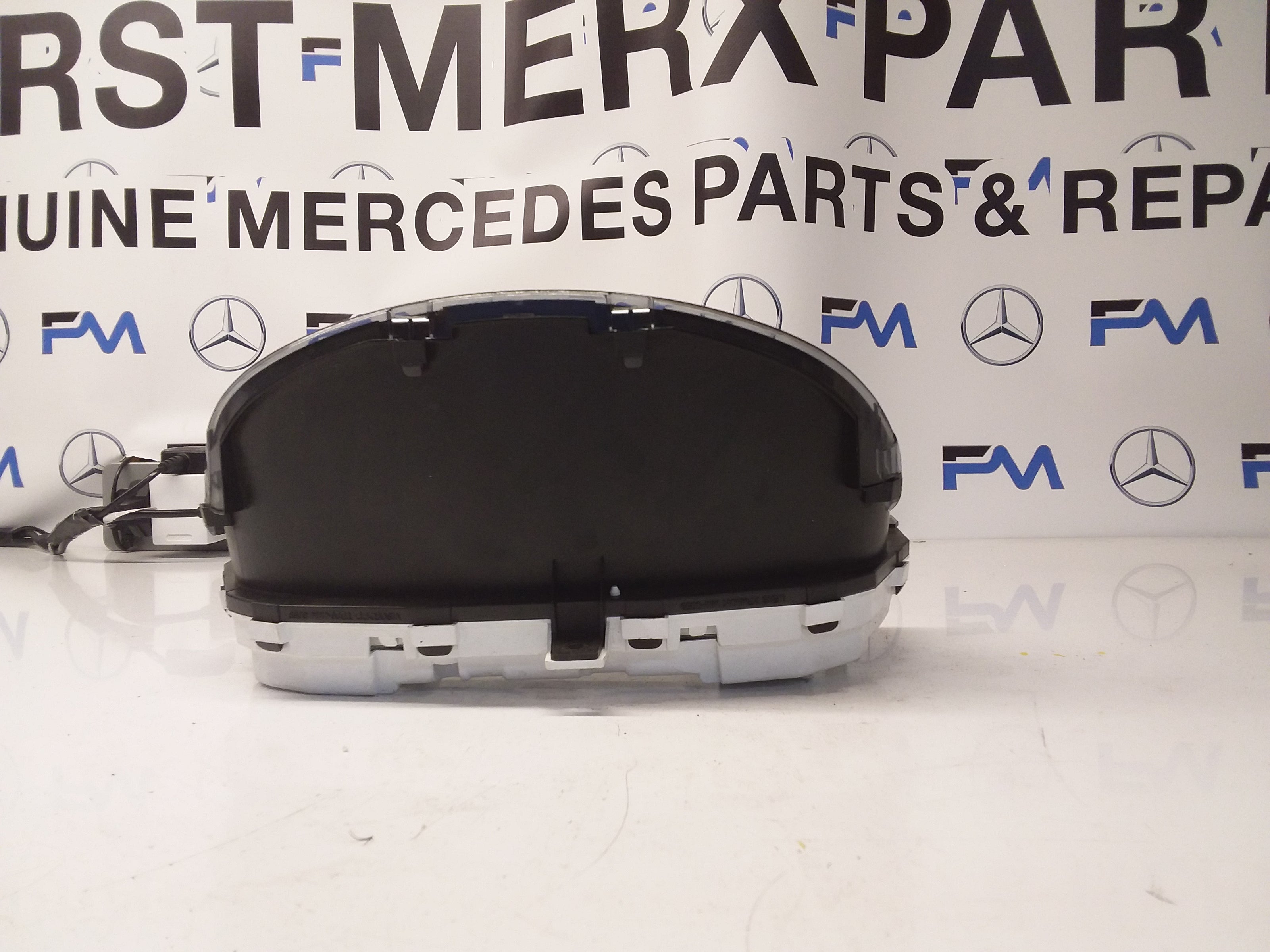 MITSUBISHI OUTLANDER MK3 PHEV SPEEDOMETER INSTRUMENT CLUSTER 8100C659 FM0044