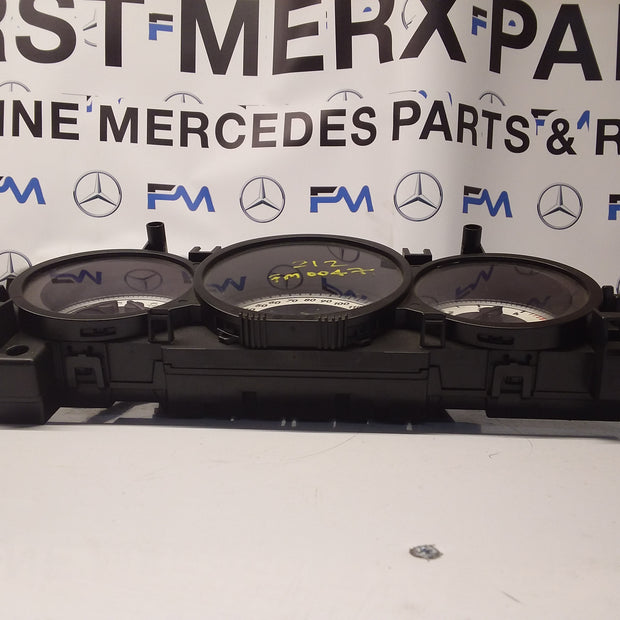 MERCEDES E-CLASS SPEEDOMETER INSTRUMENT CLUSTER W212 A2129001625 FM0047 2014