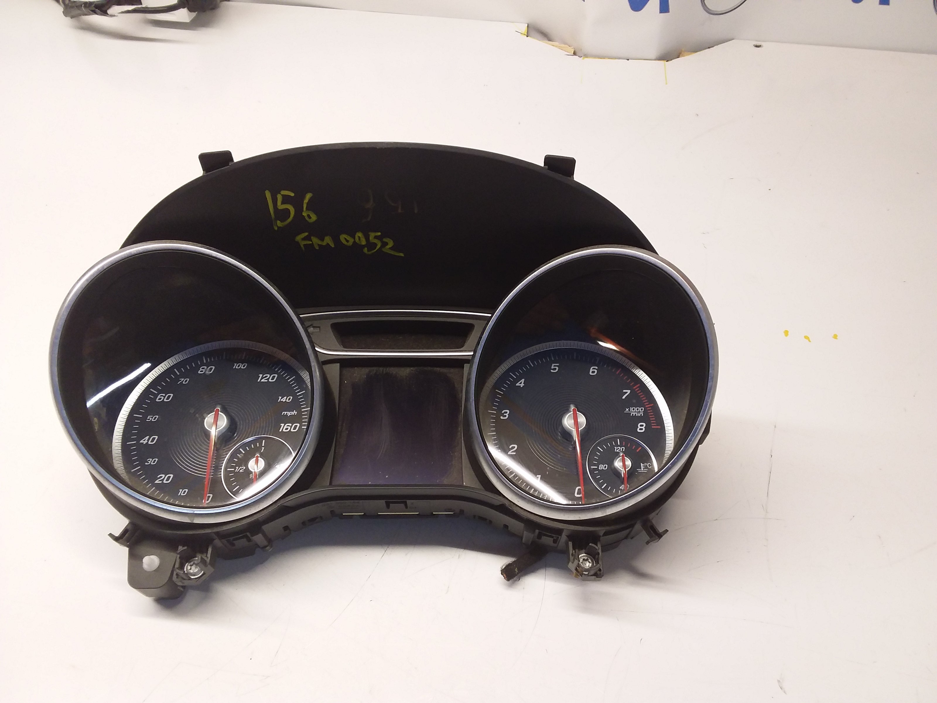 MERCEDES GLA SPEEDOMETER INSTRUMENT CLUSTER W156 A1569001404 FM0052 2019