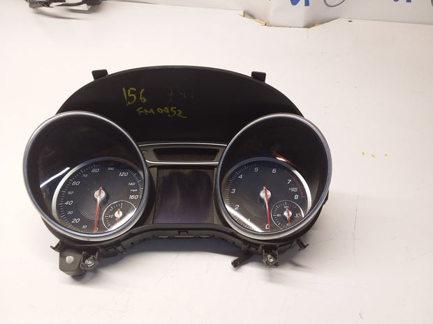 MERCEDES GLA SPEEDOMETER INSTRUMENT CLUSTER W156 A1569001404 FM0052 2019