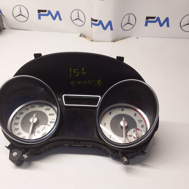 MERCEDES GLA SPEEDOMETER INSTRUMENT CLUSTER W156 A1569004601 FM0054 2014