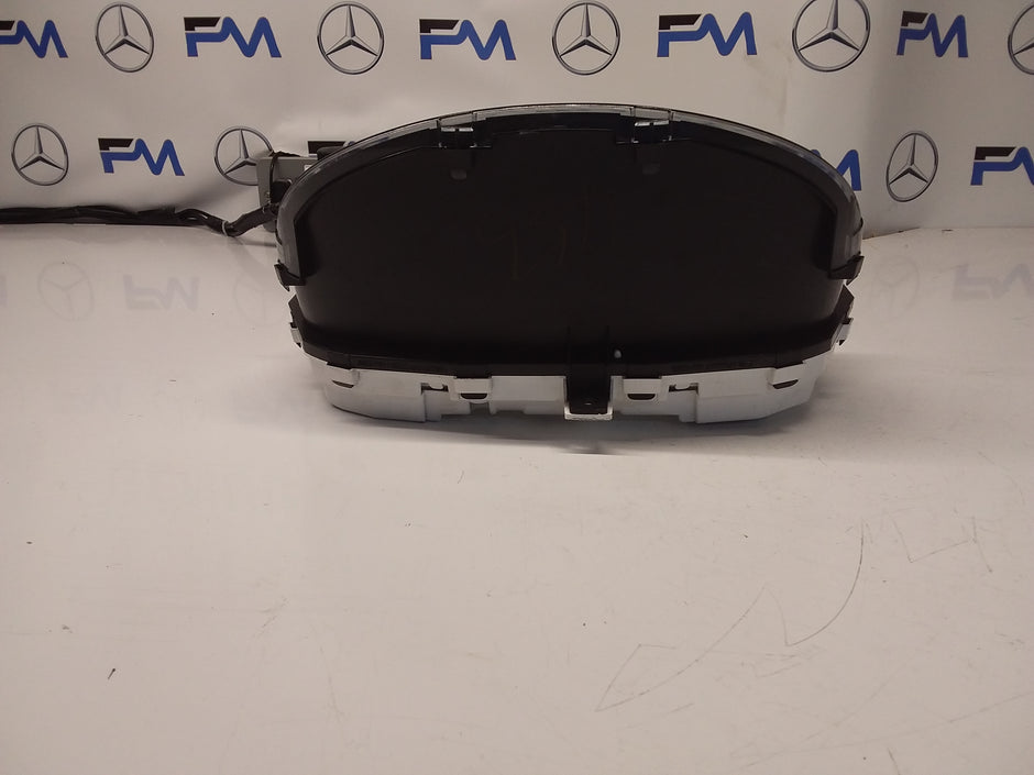 MITSUBISHI OUTLANDER 8100C456 SPEEDOMETER INSTRUMENT CLUSTER FM0063