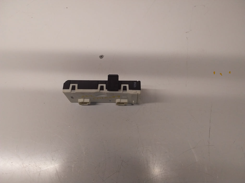 MERCEDES S-CLASS TAILGATE CONTROL MODULE W222 A2229006008 FM0089