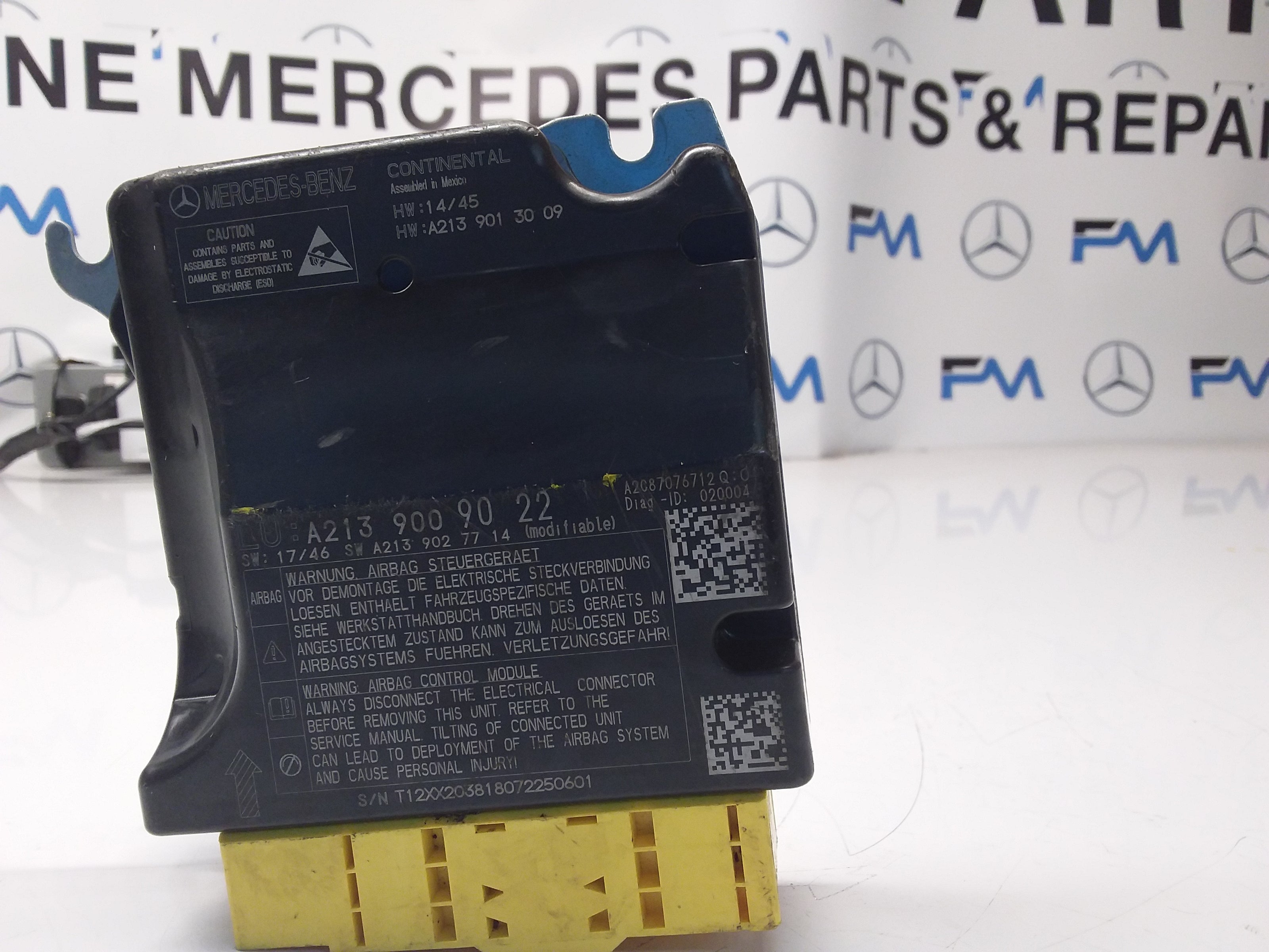 MERCEDES E-CLASS AIRBAGS CONTROL MODULE W213 A2139009022 FM0095