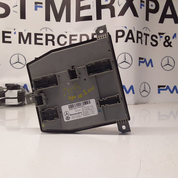 MERCEDES C-CLASS SAM CONTROL MODULE W205 A2059007539 FM00100