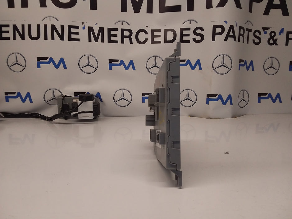 MERCEDES C-CLASS SAM CONTROL MODULE W205 A2059006822 FM00101
