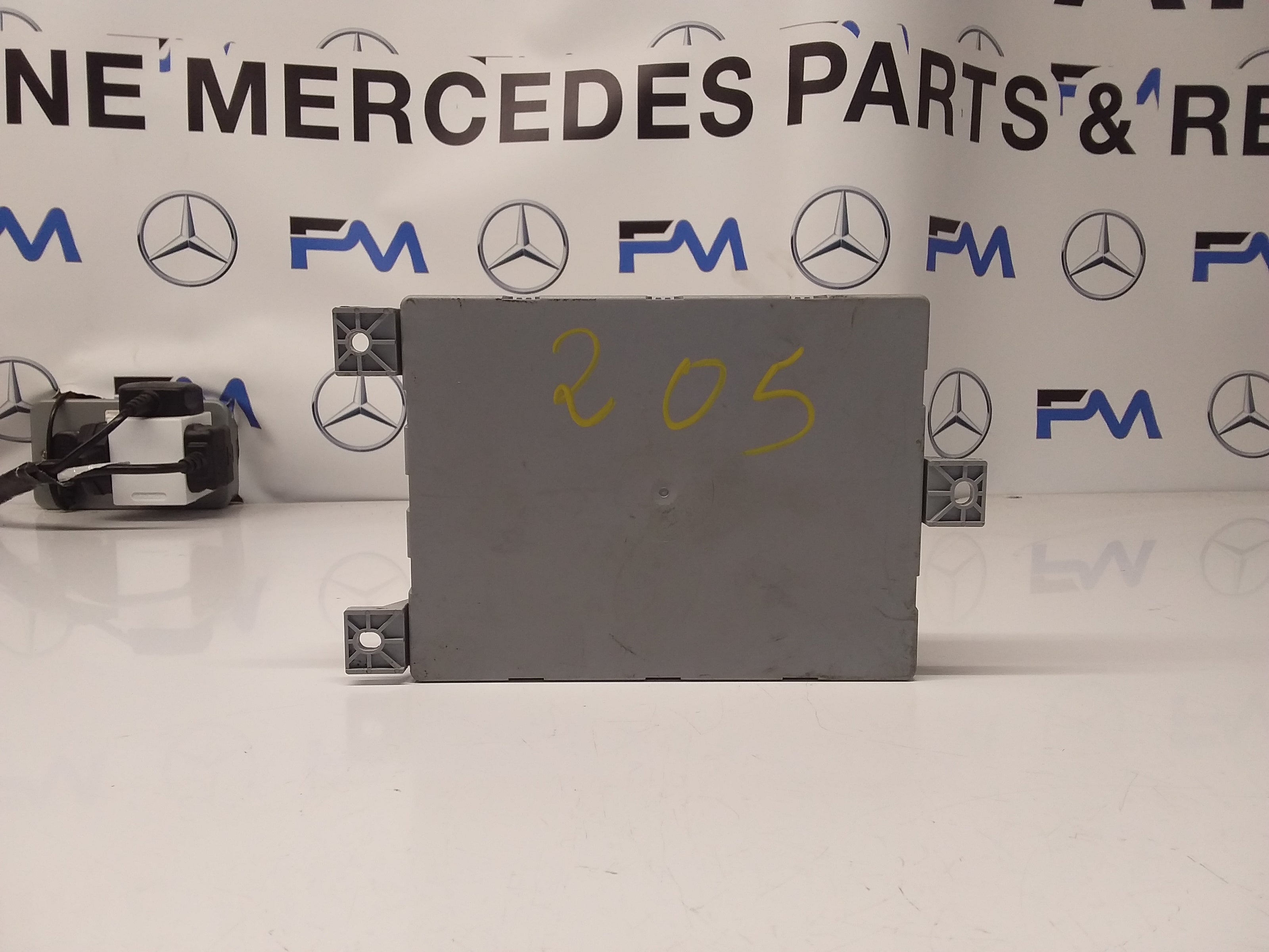 MERCEDES S-CLASS REAR SAM CONTROL MODULE W222 A2229005914 FM00103