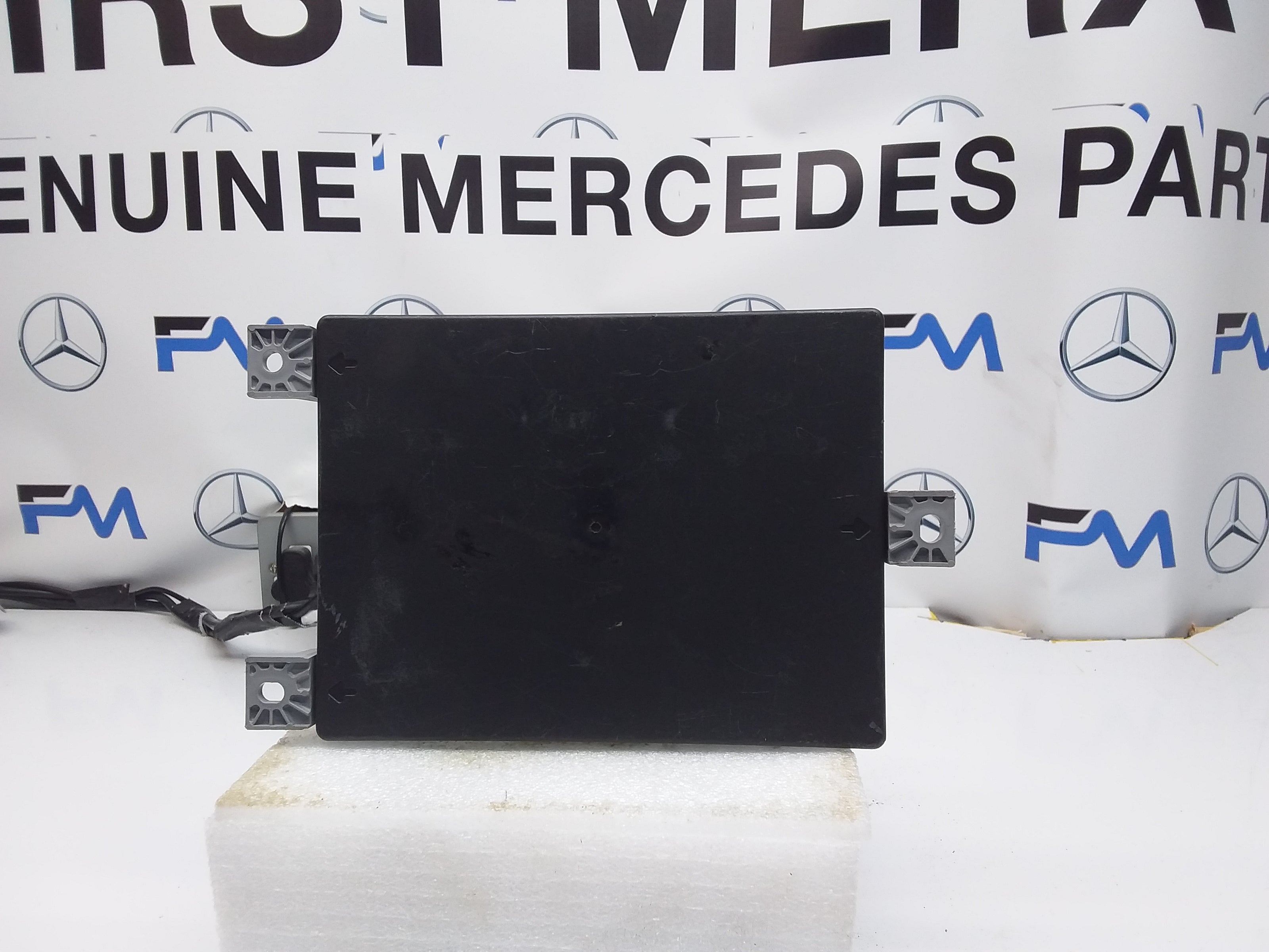 MERCEDES E-CLASS REAR SAM CONTROL MODULE W213 A2139005320 FM00107