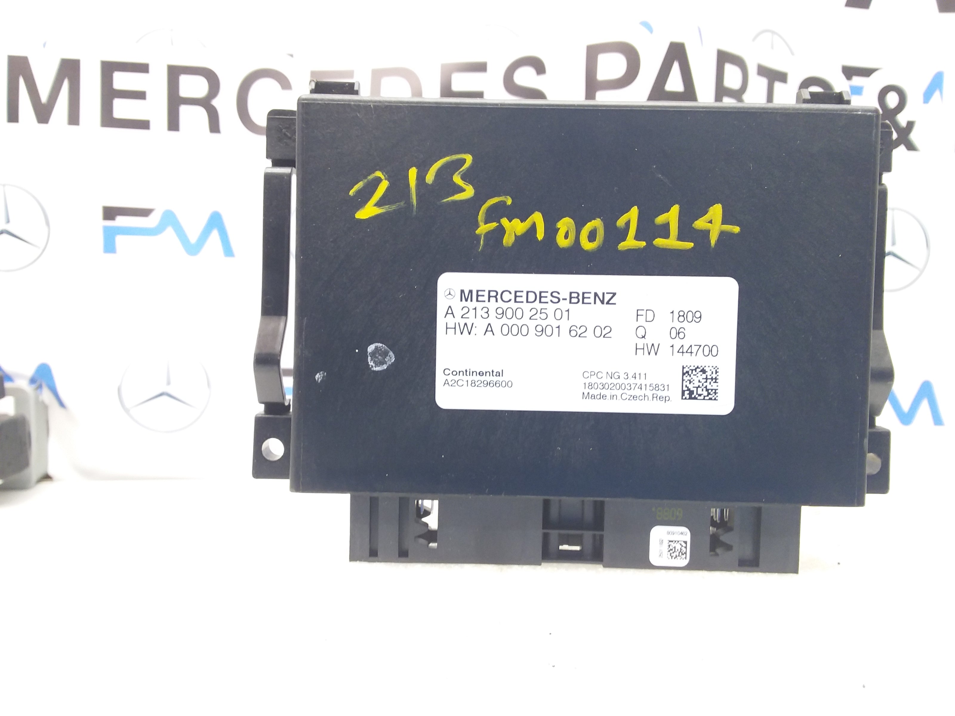 MERCEDES E-CLASS GEARBOX CONTROL UNIT W213 A2139002501 FM00114