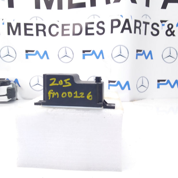 MERCEDES C-CLASS VOLTAGE CONVERTER AUXILIARY BATTERY W205 A2059053413 FM00126