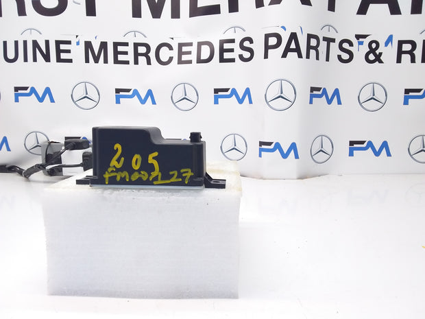 MERCEDES C-CLASS VOLTAGE CONVERTER AUXILIARY BATTERY W205 A2059053413 FM00127