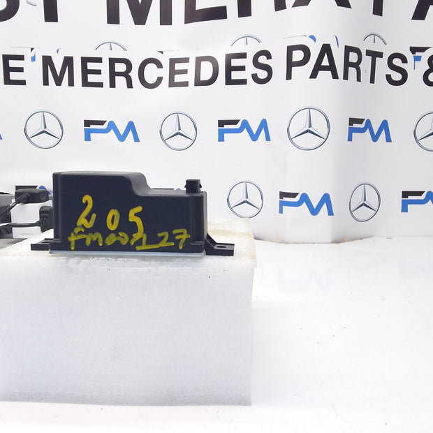 MERCEDES C-CLASS VOLTAGE CONVERTER AUXILIARY BATTERY W205 A2059053413 FM00127