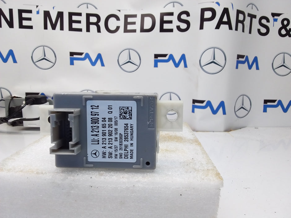 MERCEDES E-CLASS LIGHT CONTROL UNIT W213 A2139009712 FM00130